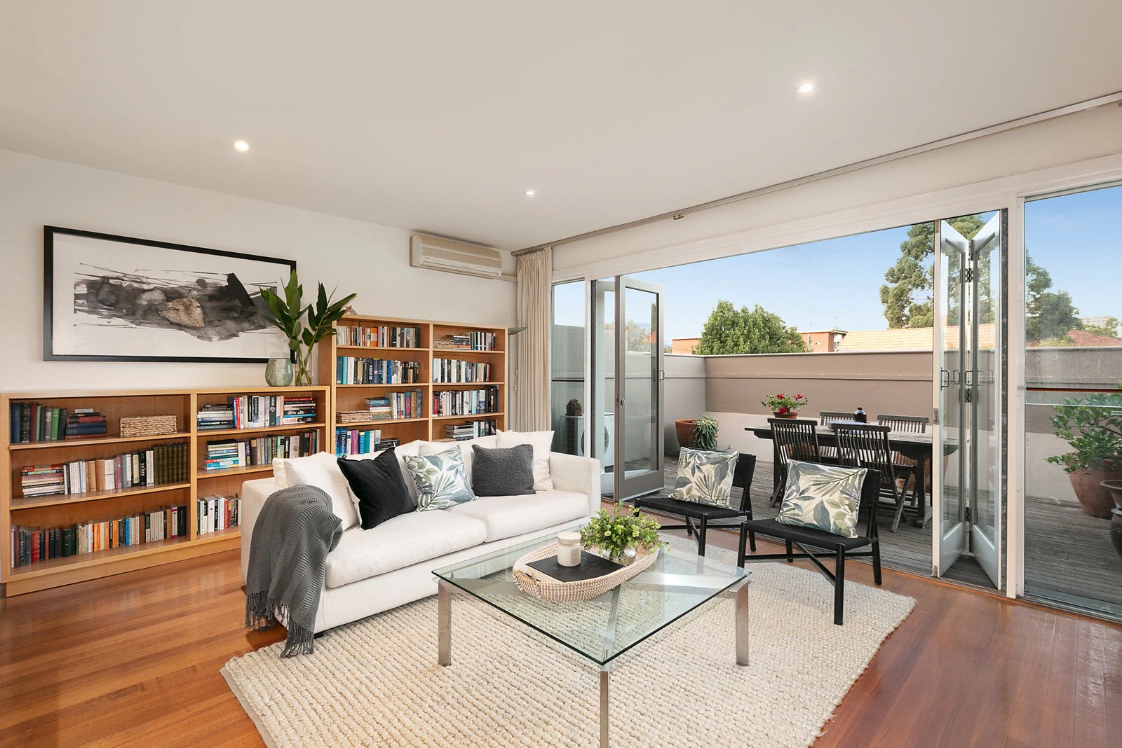 18B Loch Street, St Kilda West, VIC