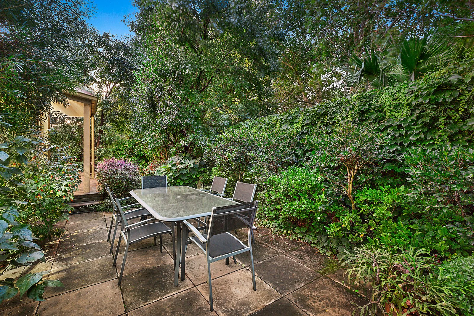 9 St Anthony's Place, Kew, VIC