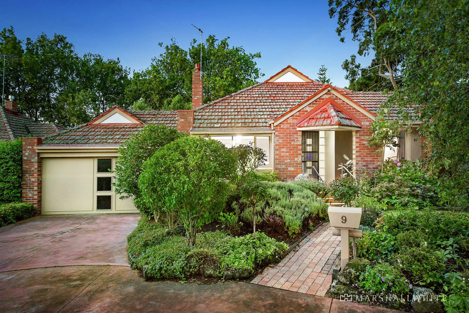 9 St Anthony's Place, Kew, VIC