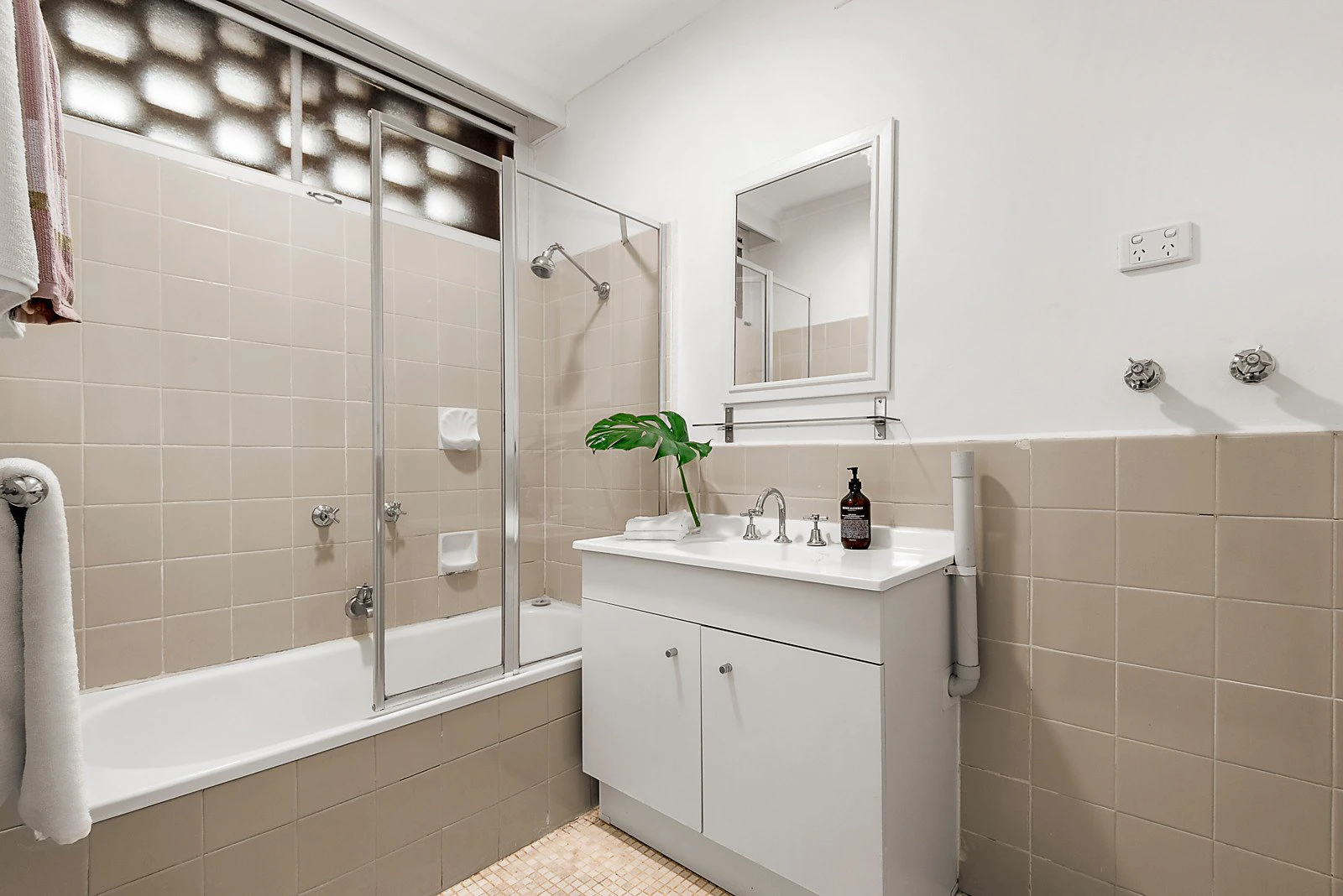 5/70 Hawksburn Road, South Yarra, VIC