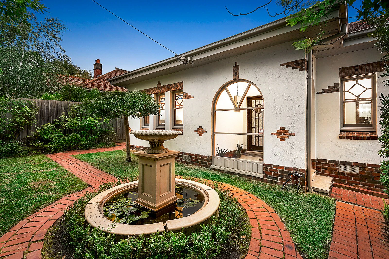 12 Golding Street, Canterbury, VIC