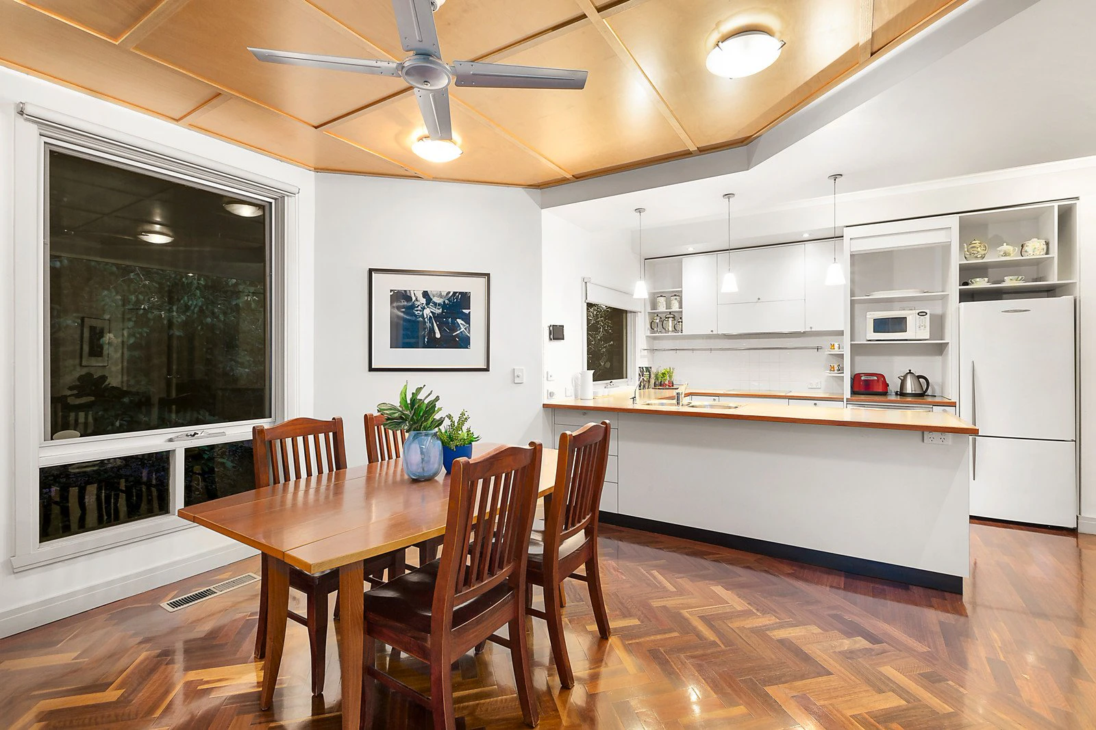9 St Anthony's Place, Kew, VIC