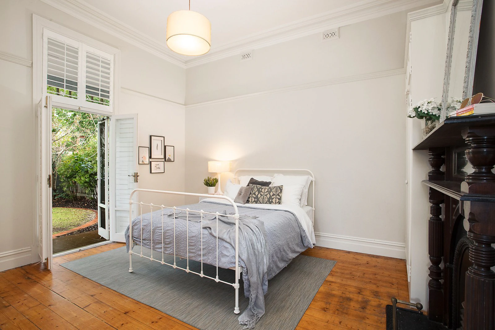 6 Durham Road, Surrey Hills, VIC
