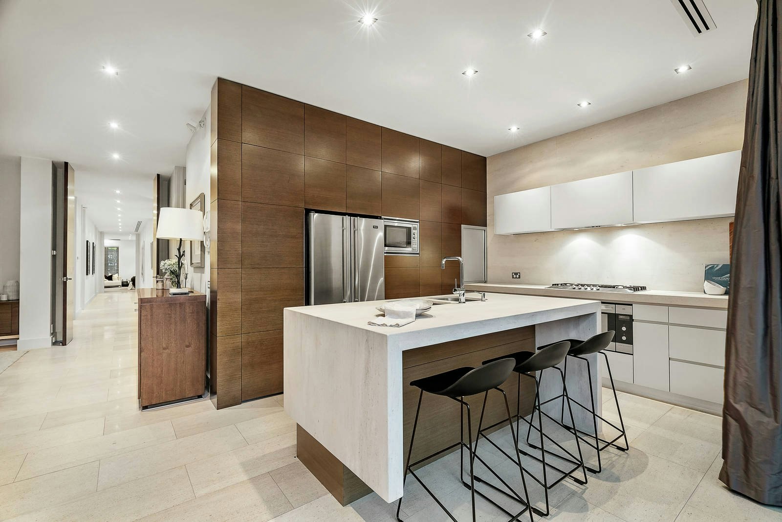 1/25 Mathoura Road, Toorak, VIC