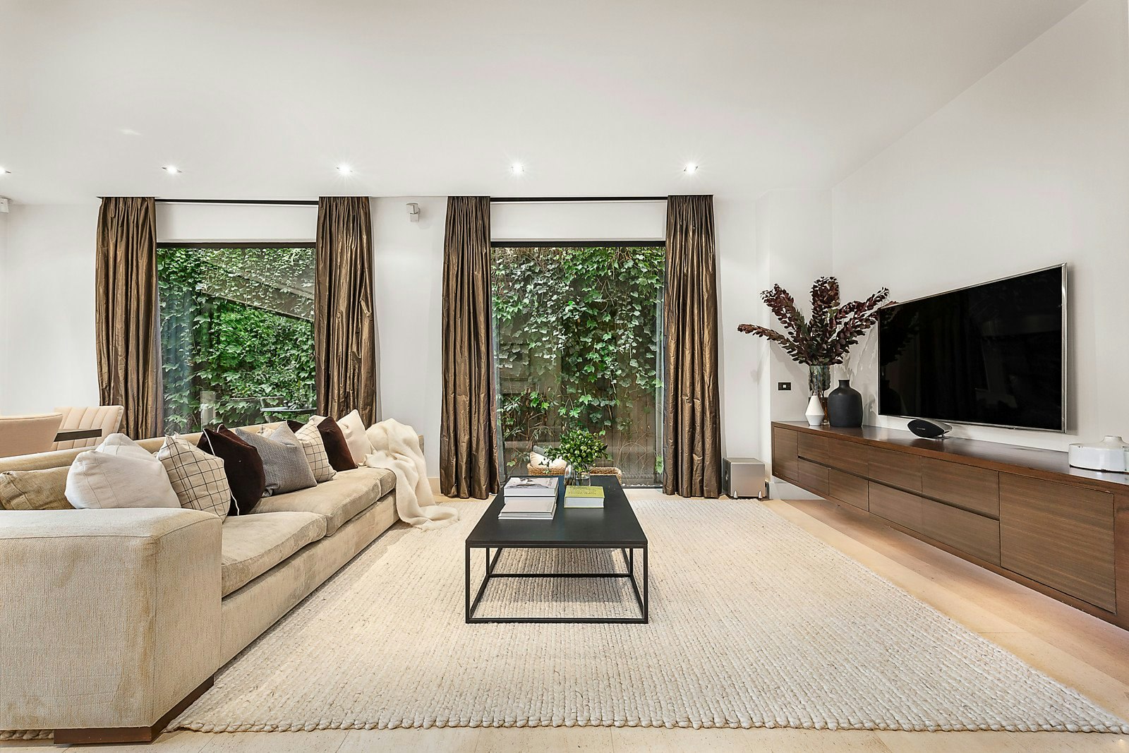 1/25 Mathoura Road, Toorak, VIC