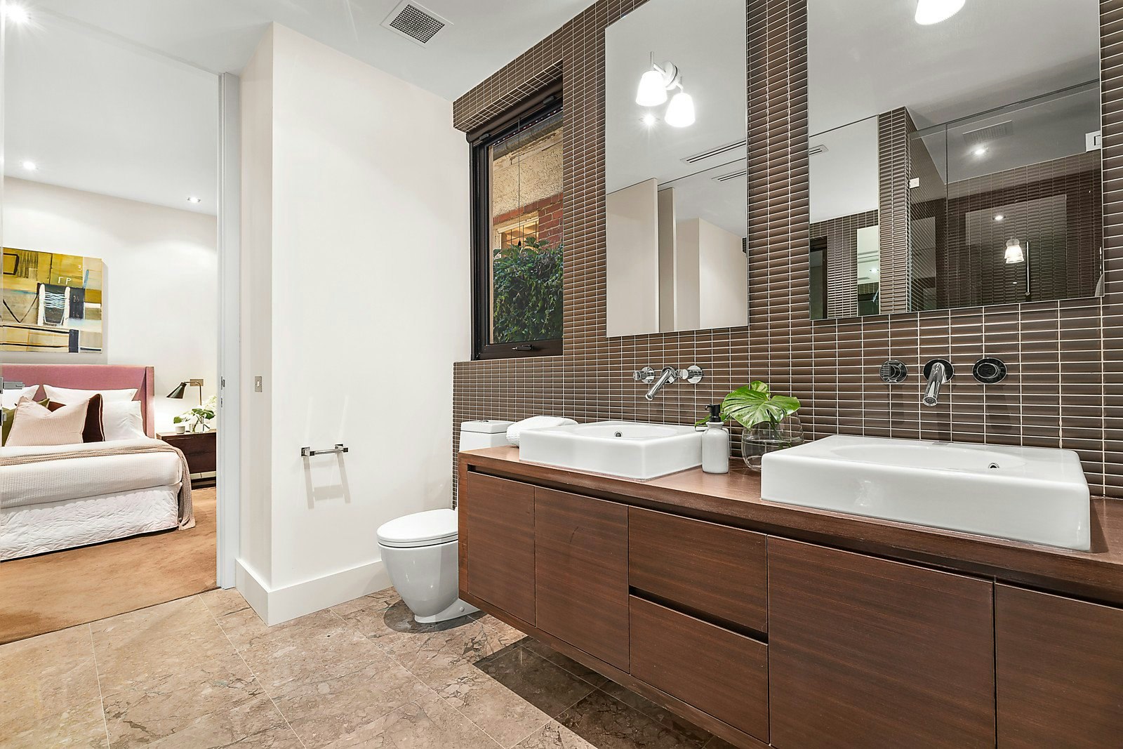 1/25 Mathoura Road, Toorak, VIC