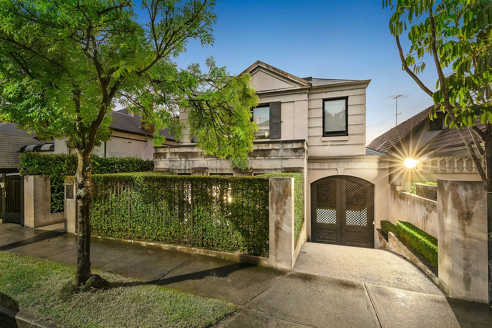 1/25 Mathoura Road, Toorak, VIC