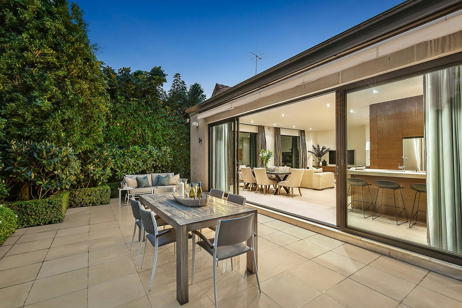 1/25 Mathoura Road, Toorak, VIC