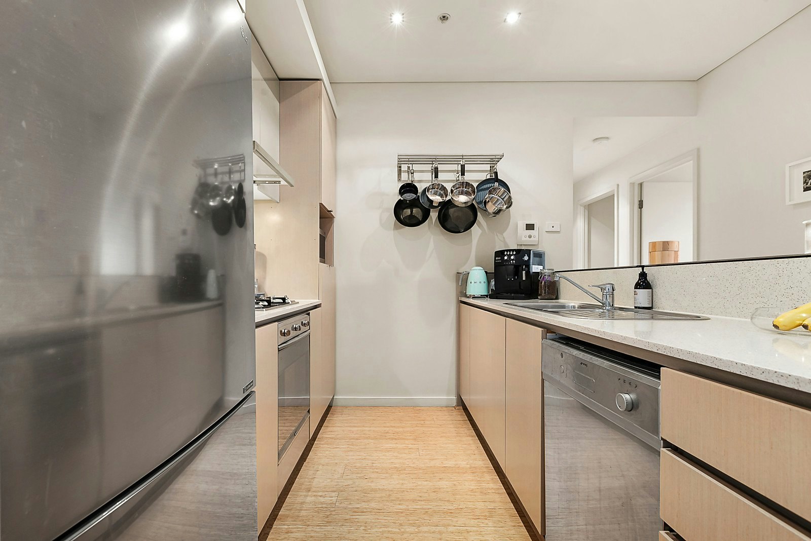 803C/142 Rouse Street, Port Melbourne, VIC