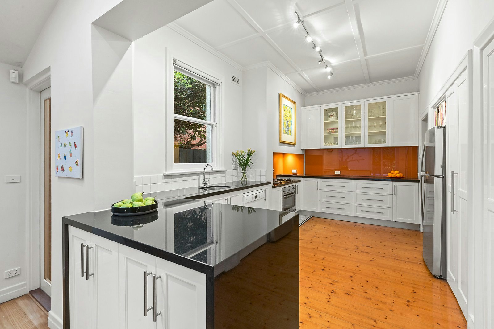 4 Cairnes Crescent, Brighton, VIC