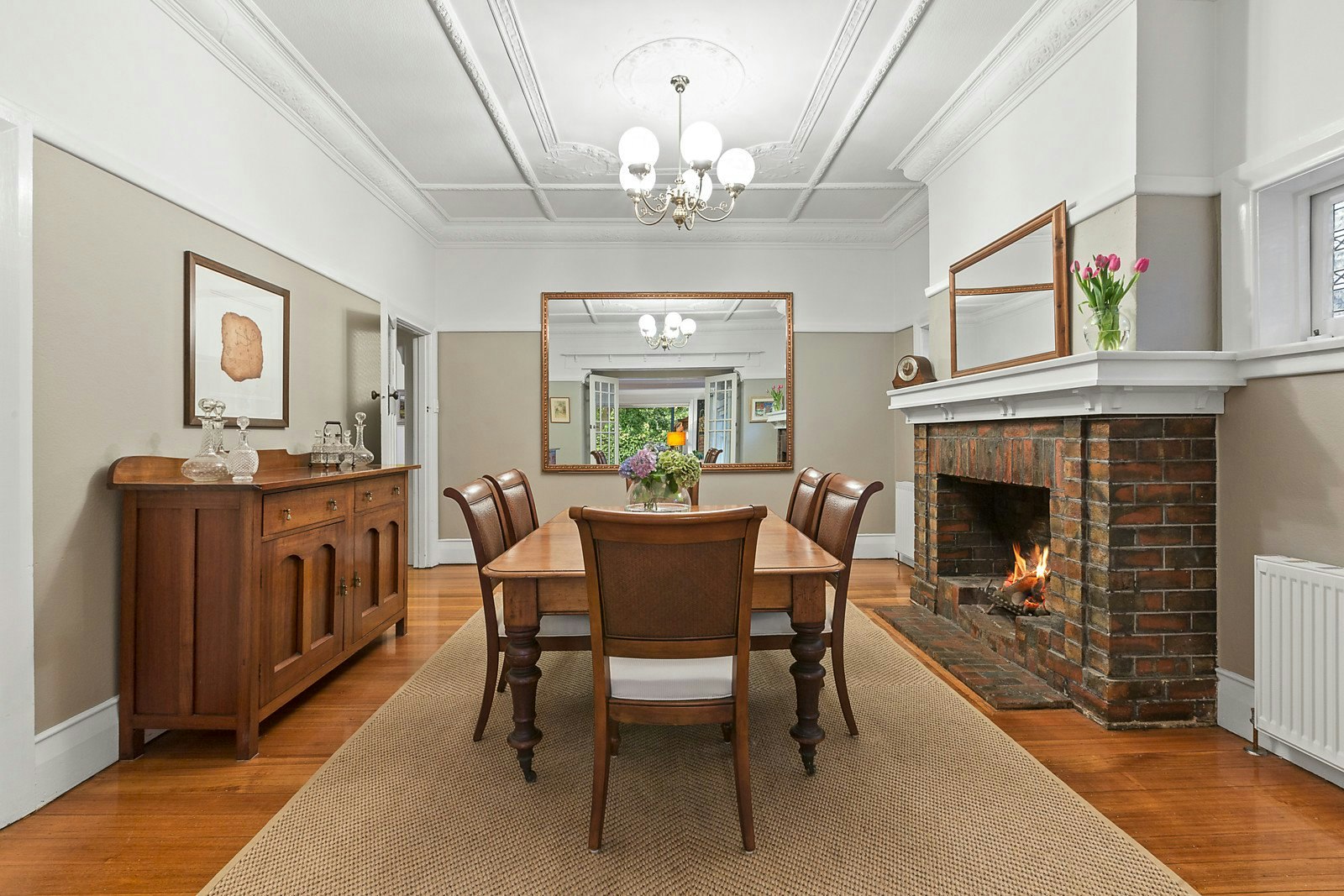 4 Cairnes Crescent, Brighton, VIC