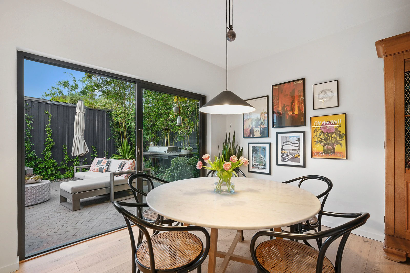 2 Leonie Court, Brighton, VIC