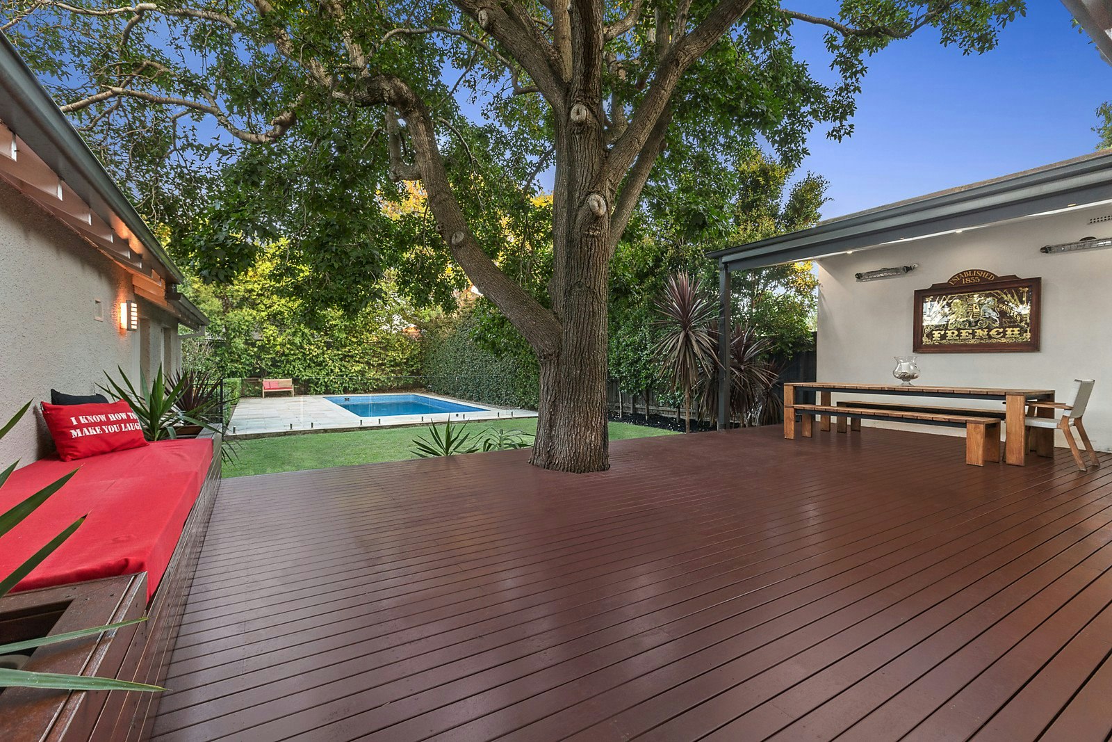 4 Cairnes Crescent, Brighton, VIC