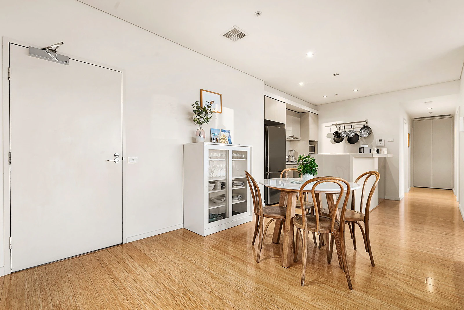 803C/142 Rouse Street, Port Melbourne, VIC
