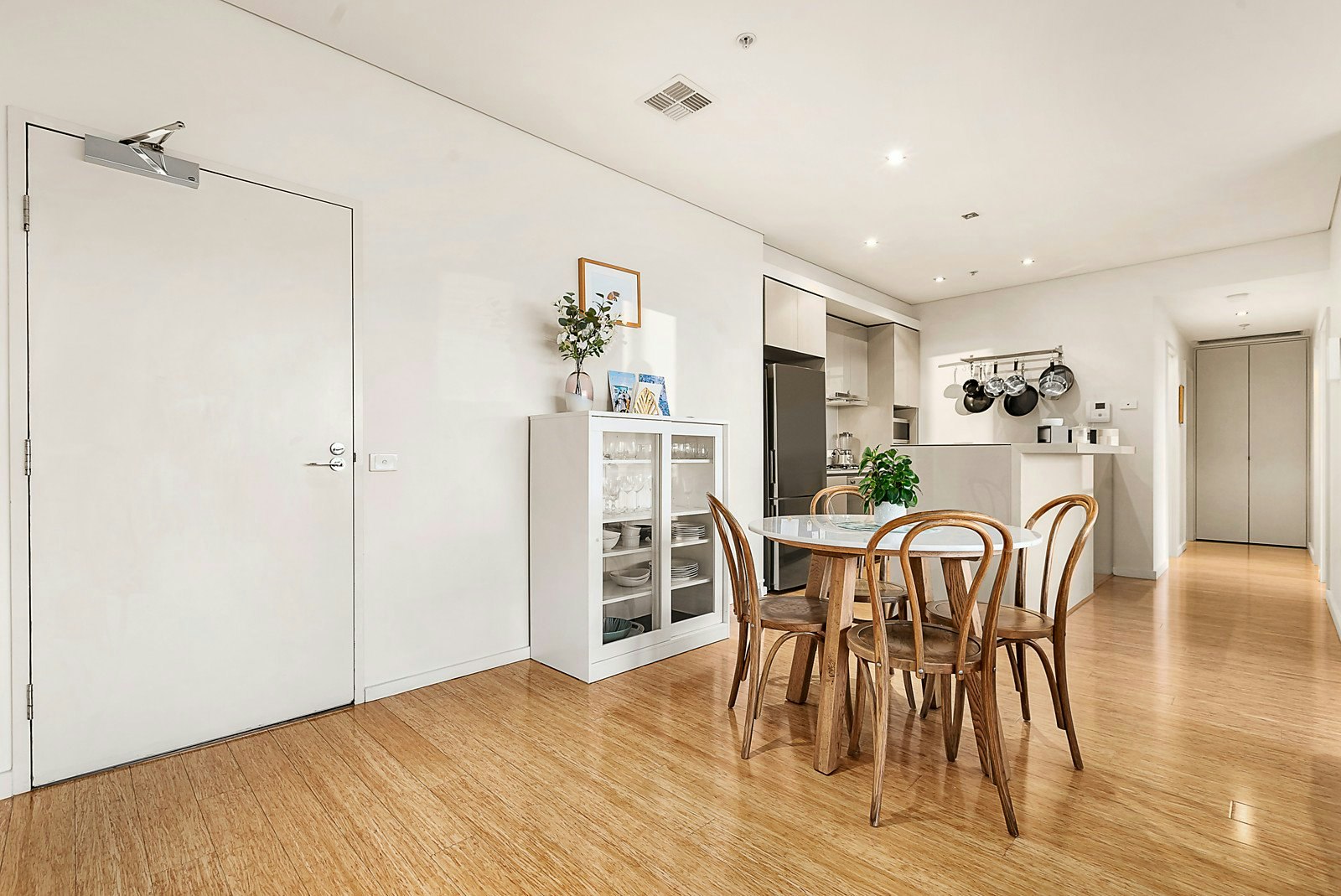 803C/142 Rouse Street, Port Melbourne, VIC