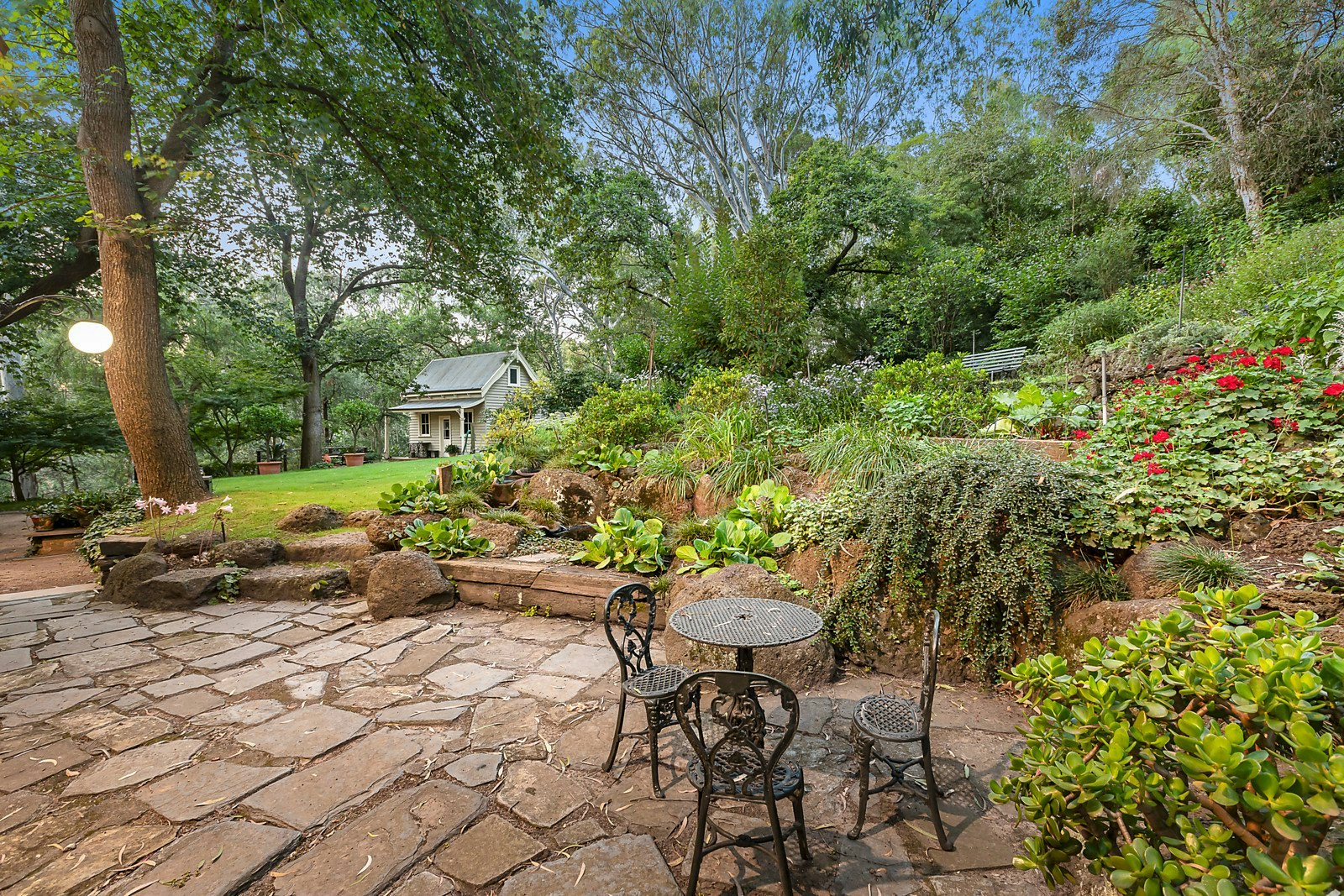 8-9 River Retreat, Kew, VIC