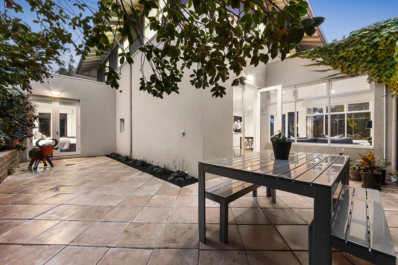200 Ludstone Street, Hampton, VIC
