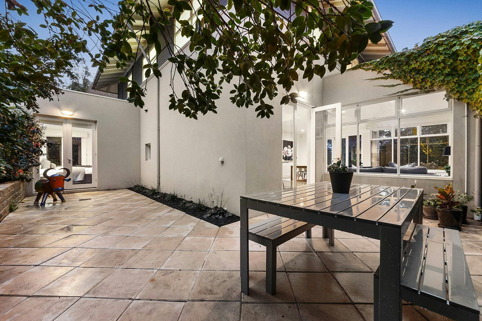 200 Ludstone Street, Hampton, VIC