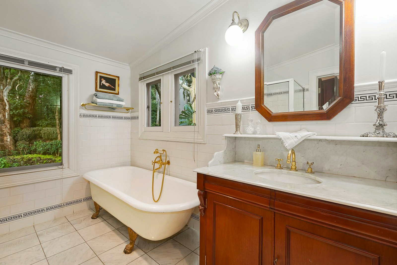 8-9 River Retreat, Kew, VIC