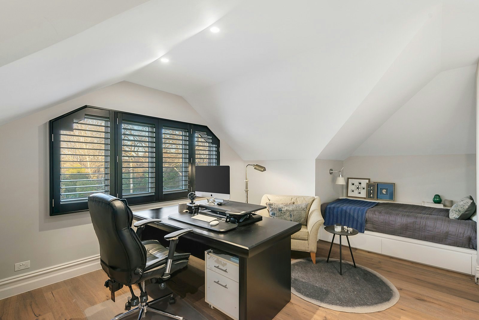 12 The Avenue, Surrey Hills, VIC