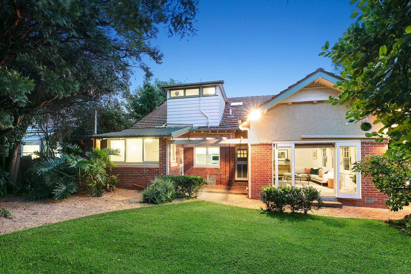 26 Hillcrest Avenue, Kew, VIC