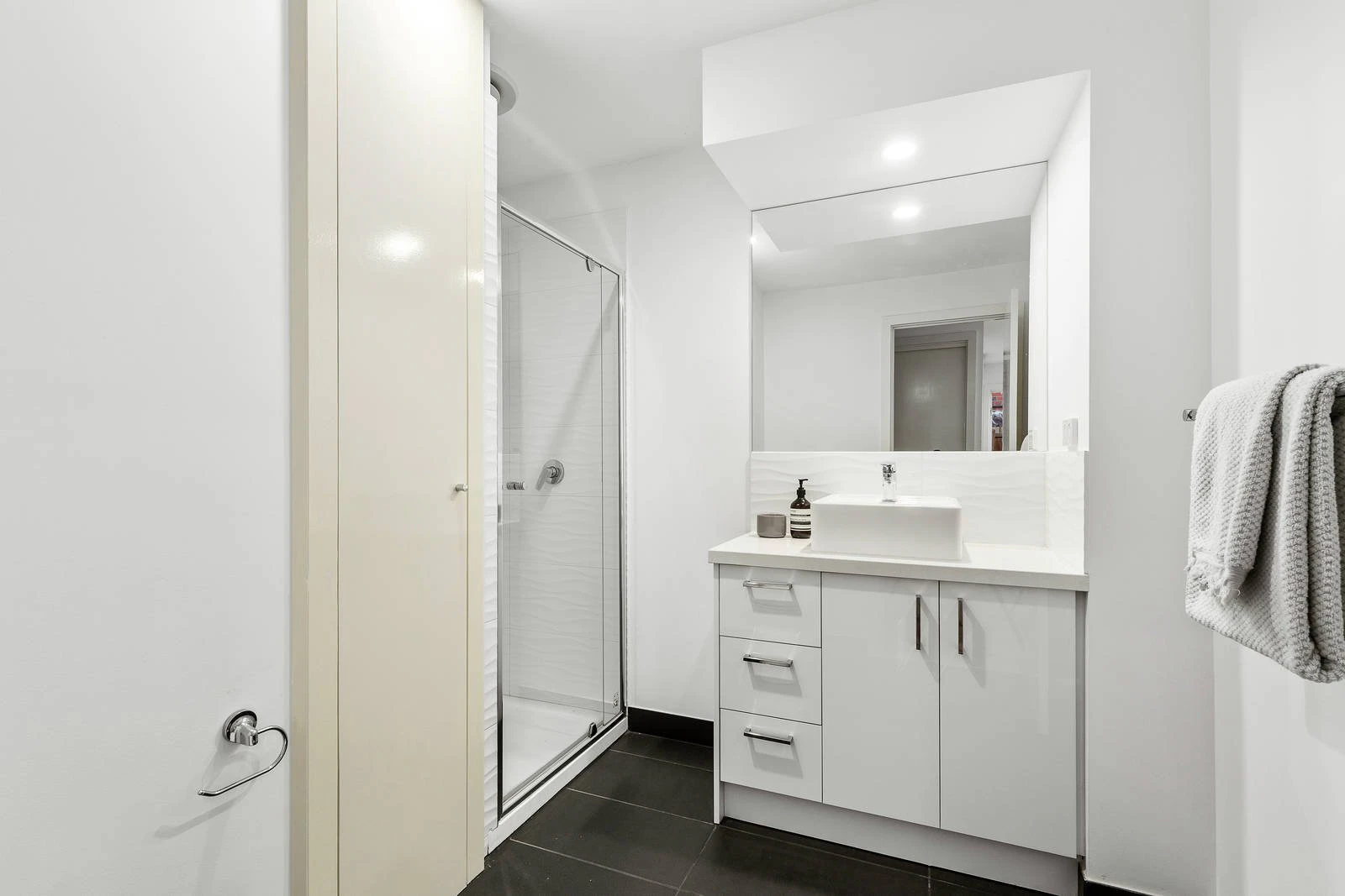 2A Westbank Terrace, Richmond, VIC