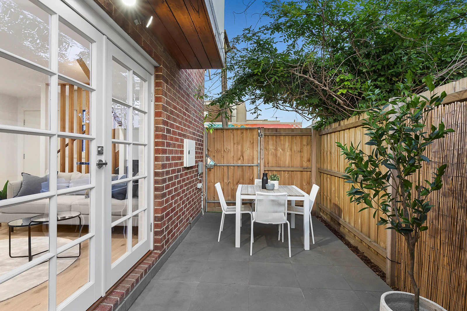 2A Westbank Terrace, Richmond, VIC