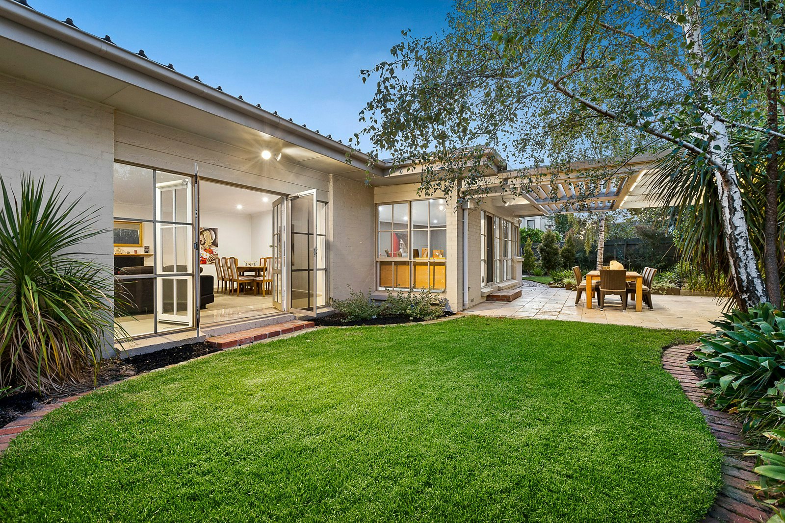 17 Welwyn Avenue, Brighton East, VIC