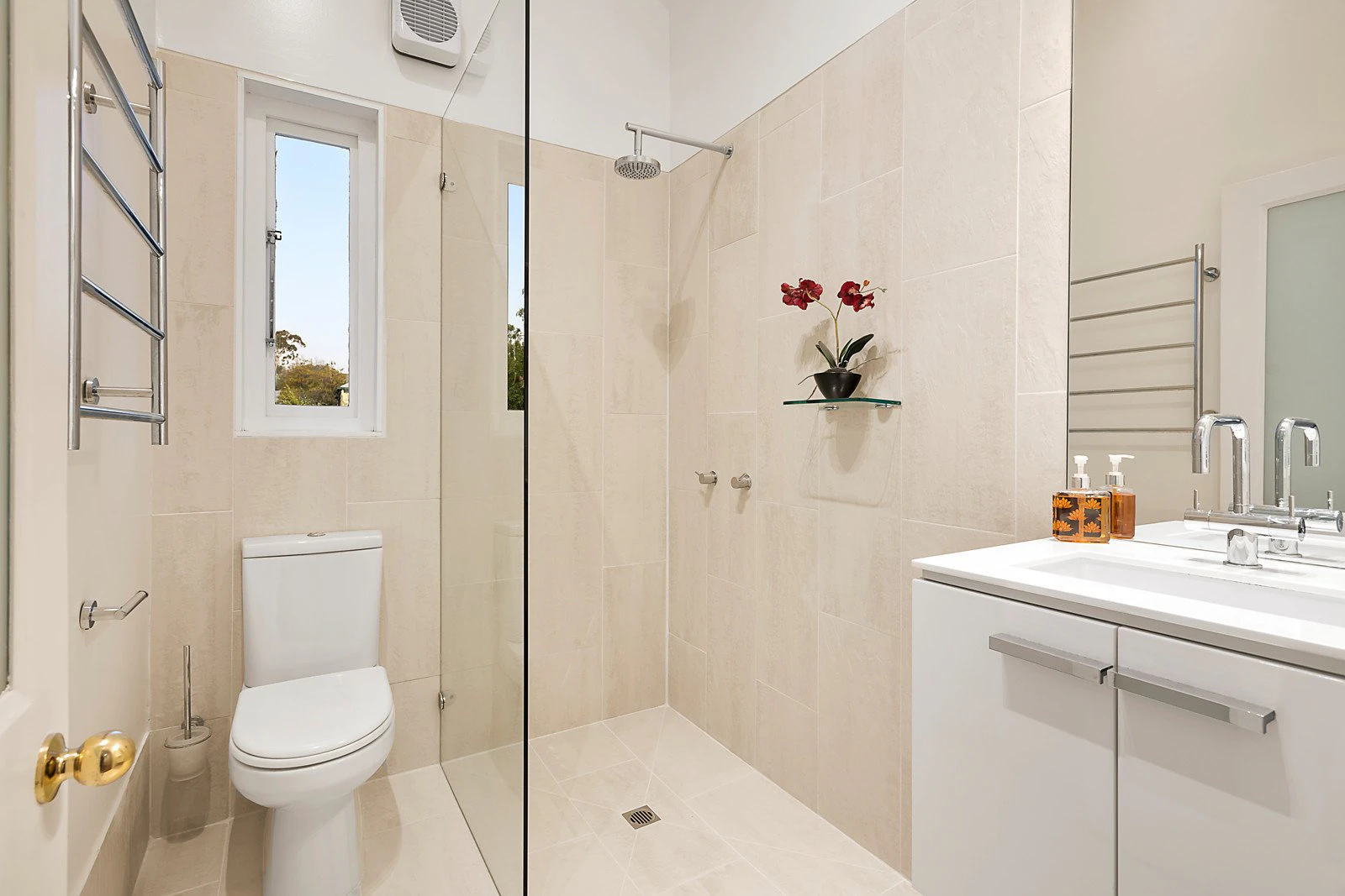 106 Edgevale Road, Kew, VIC