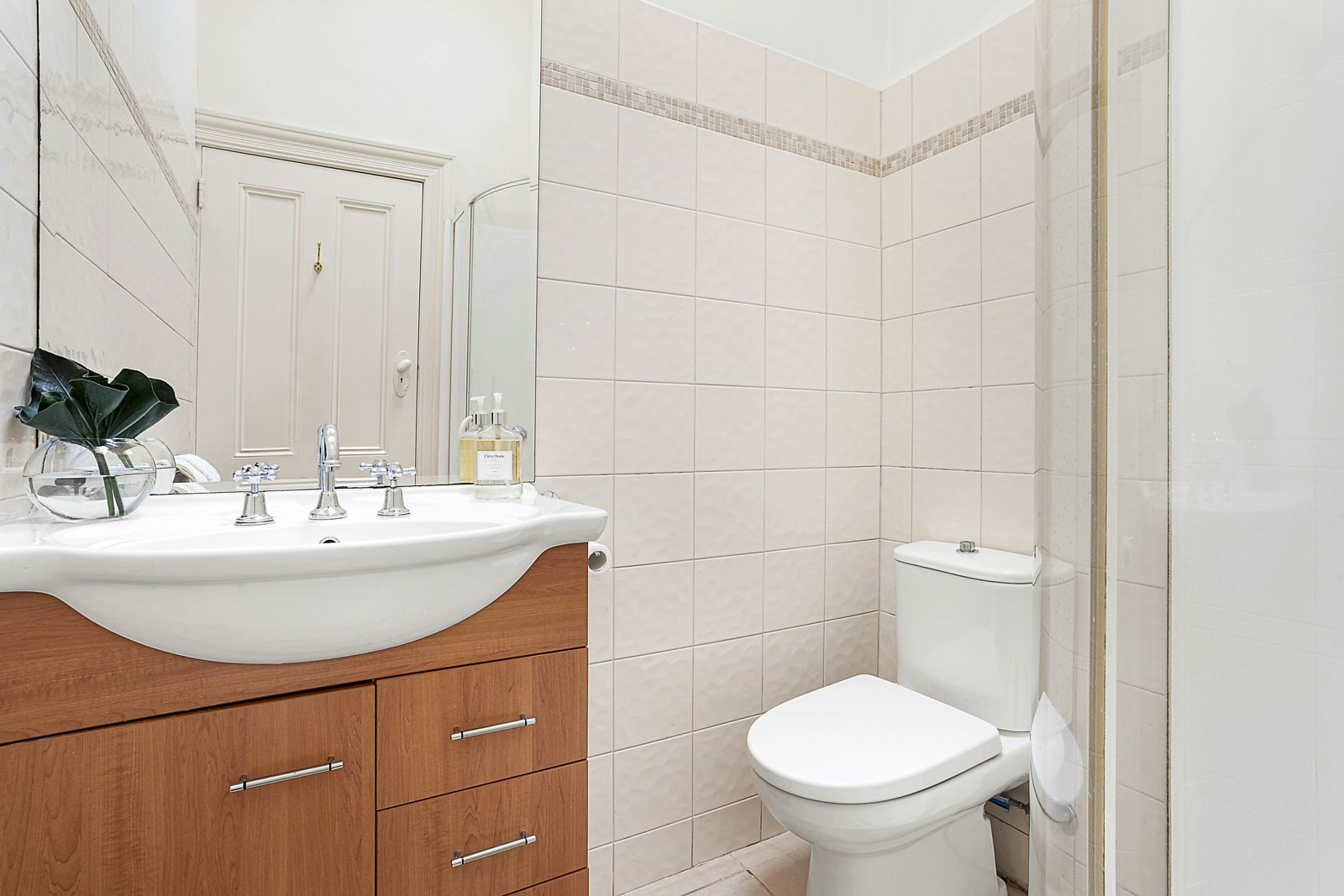 3 Meryl Street, Armadale, VIC