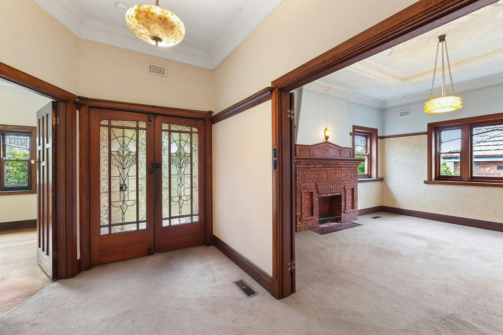 16 Marlborough Avenue, Camberwell, VIC