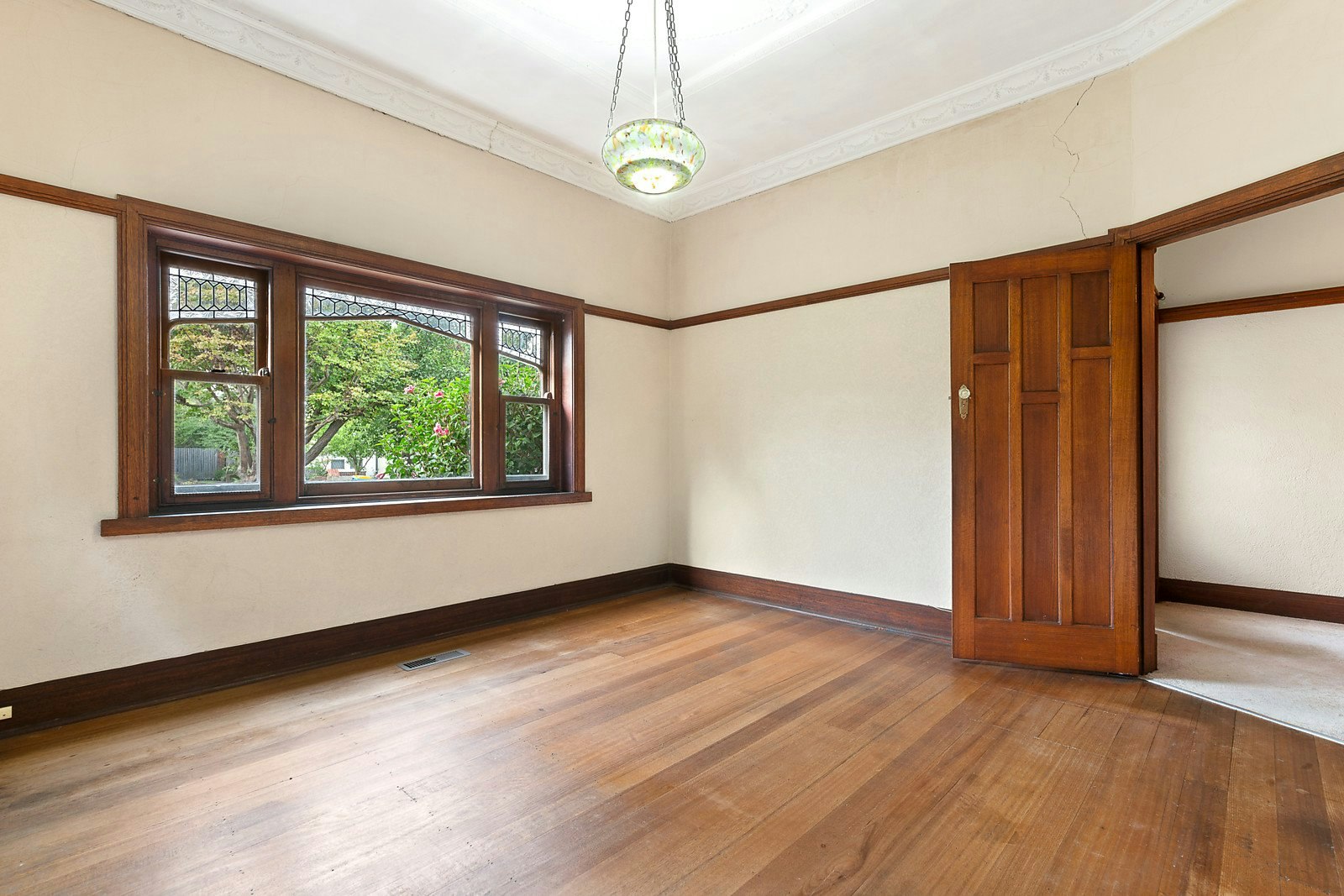 16 Marlborough Avenue, Camberwell, VIC