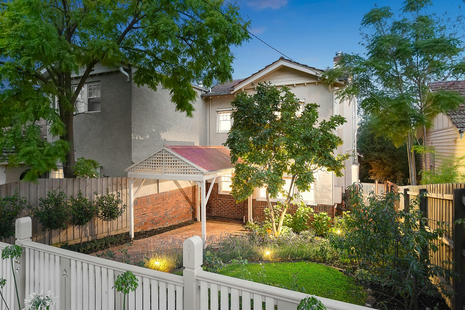 1A Westbourne Grove, Camberwell, VIC