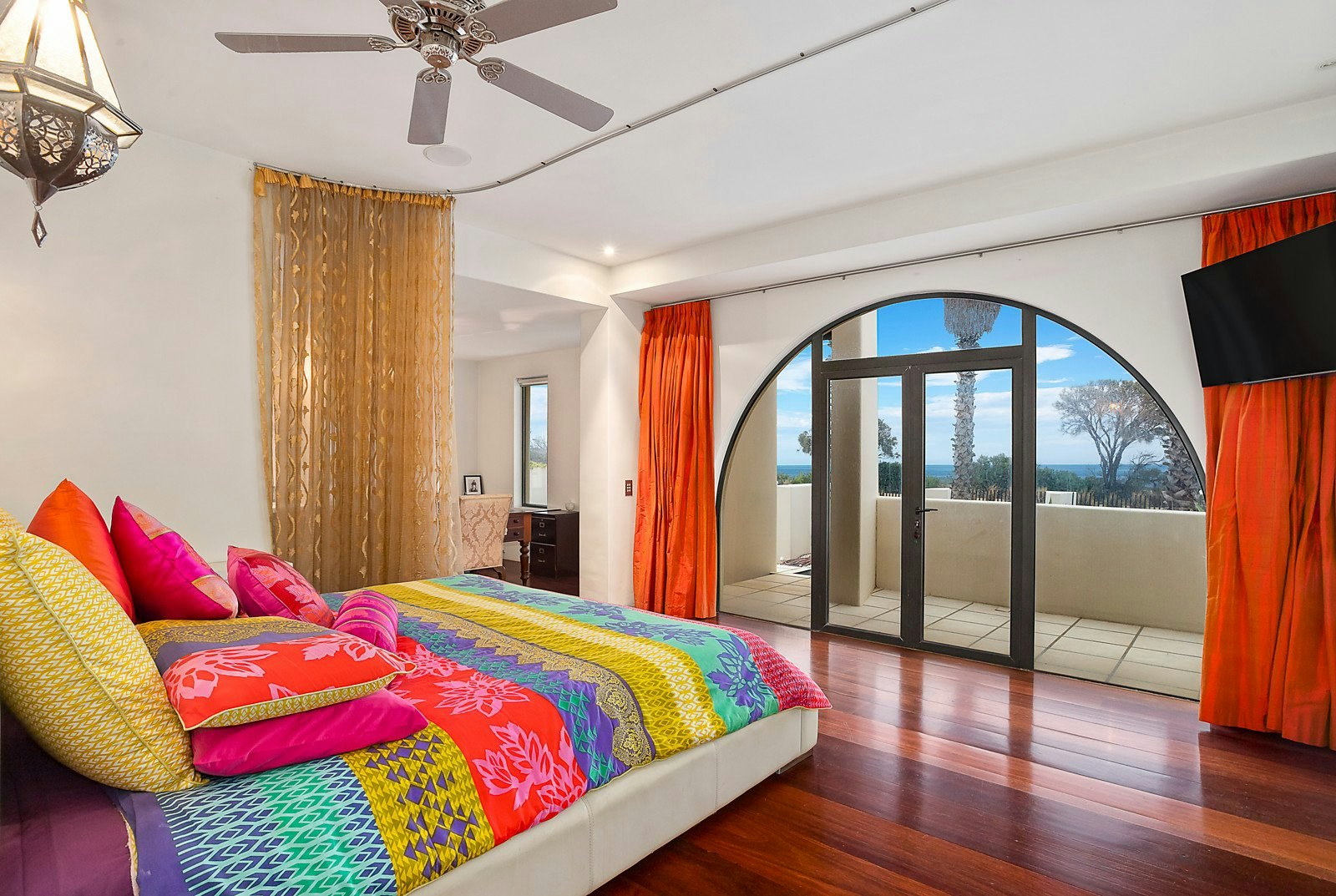 329 Beach Road, Black Rock, VIC