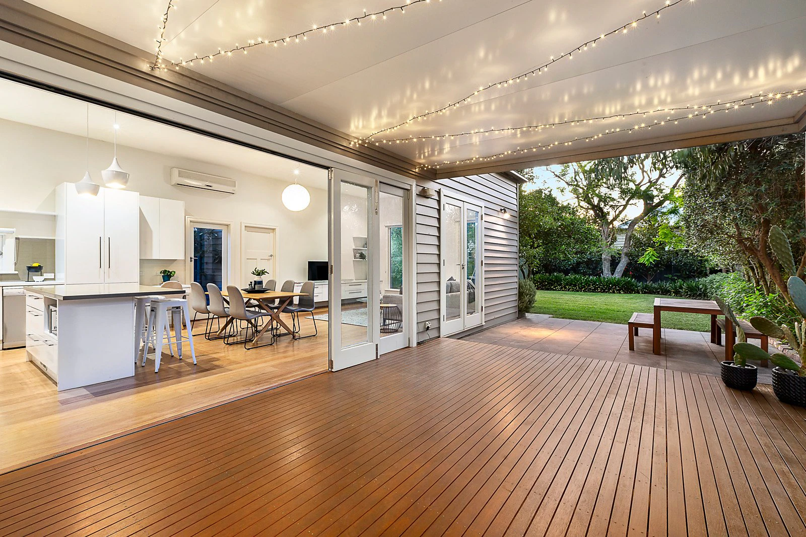 18 Derby Crescent, Caulfield East, VIC