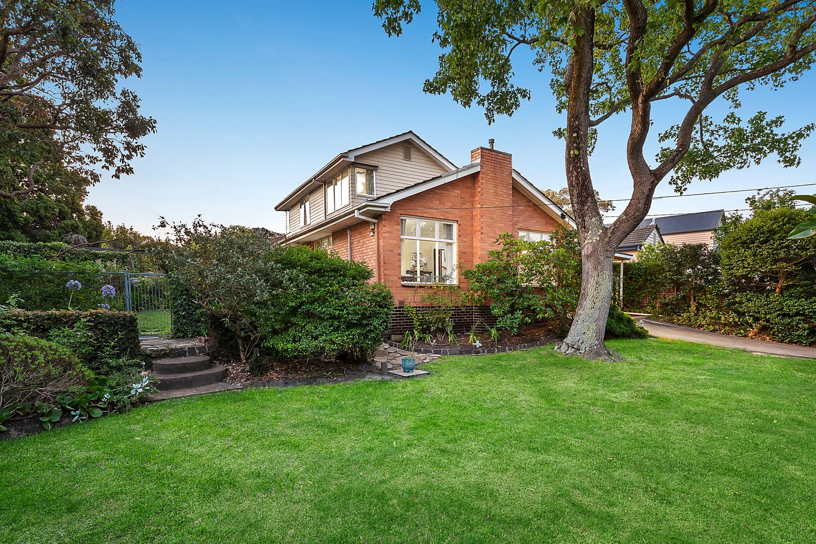 39 Parer Street, Burwood, VIC