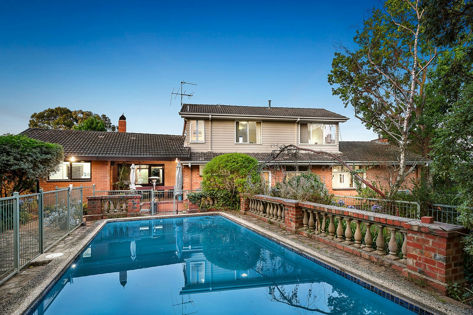 39 Parer Street, Burwood, VIC