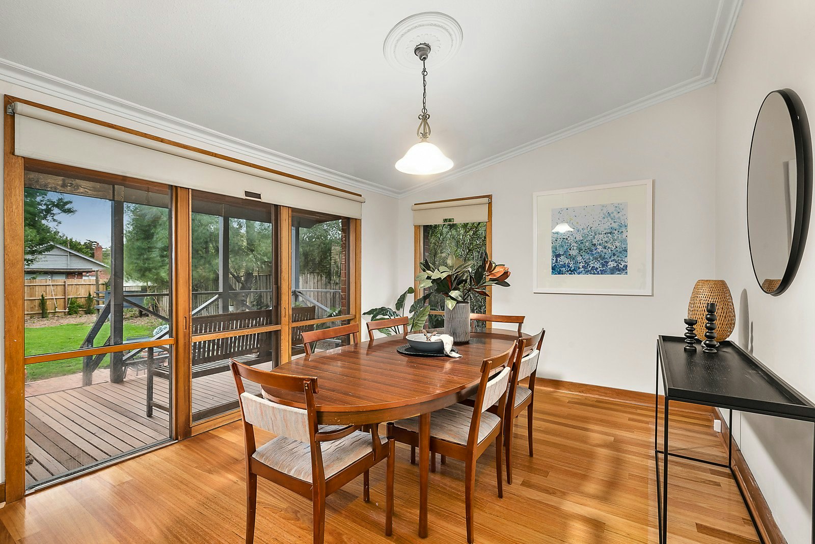 9 Cairnes Grove, Bentleigh, VIC