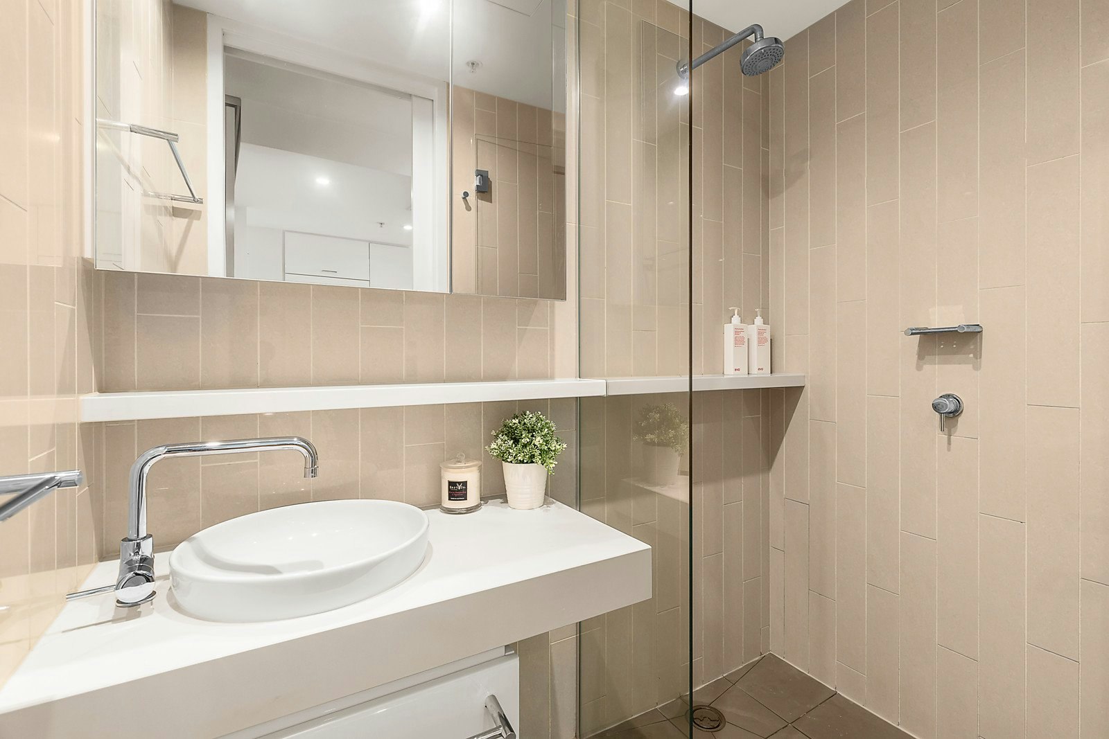 1001/338 Kings Way, South Melbourne, VIC