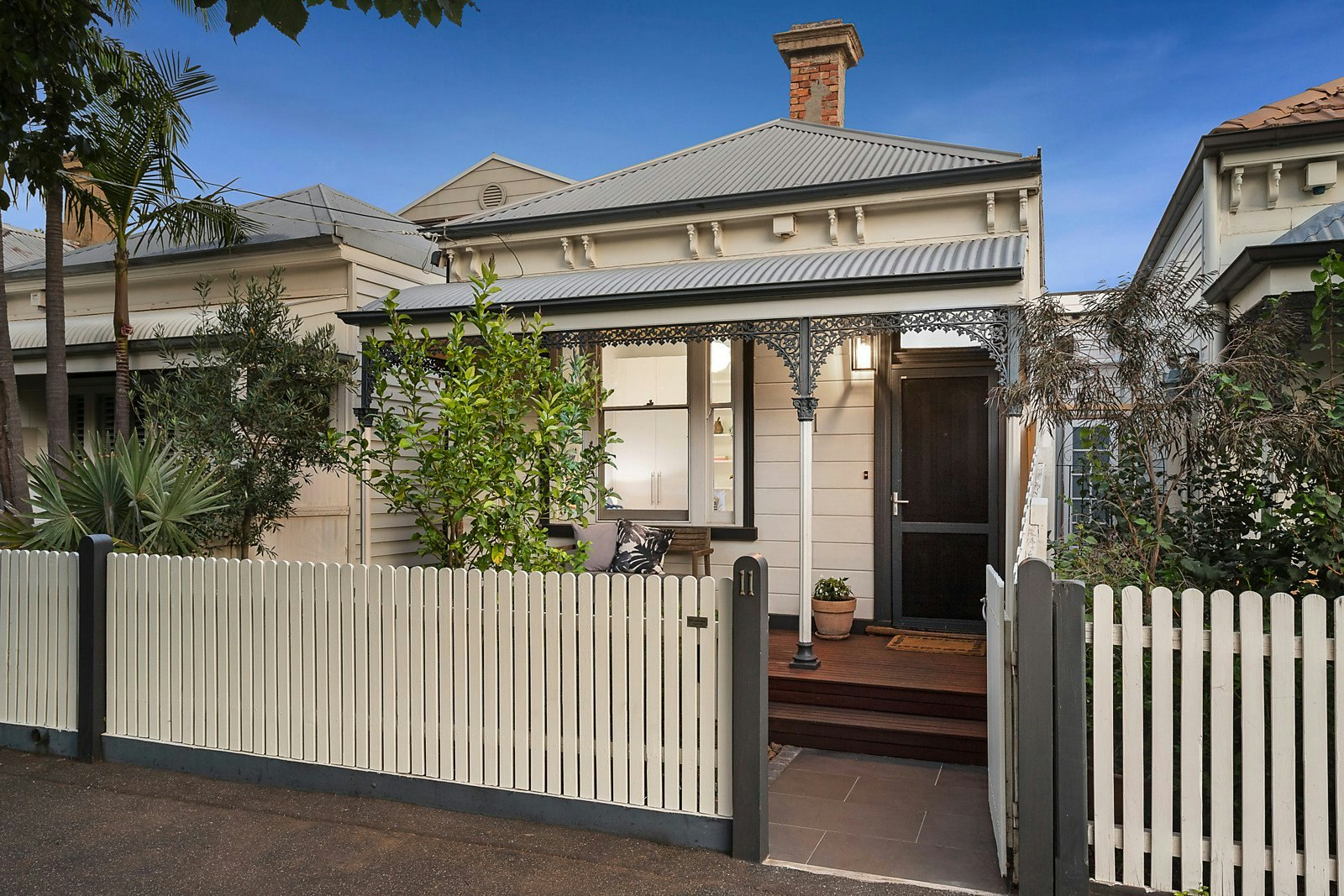 11 Foote Street, Albert Park, VIC