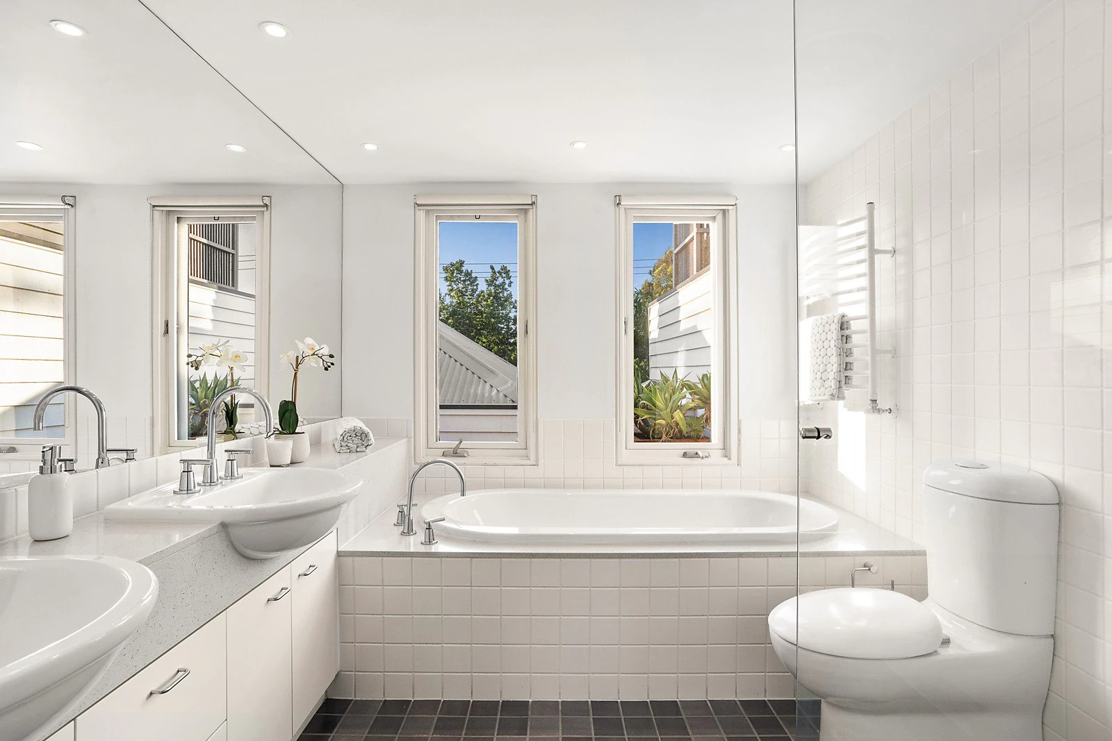 11 Foote Street, Albert Park, VIC