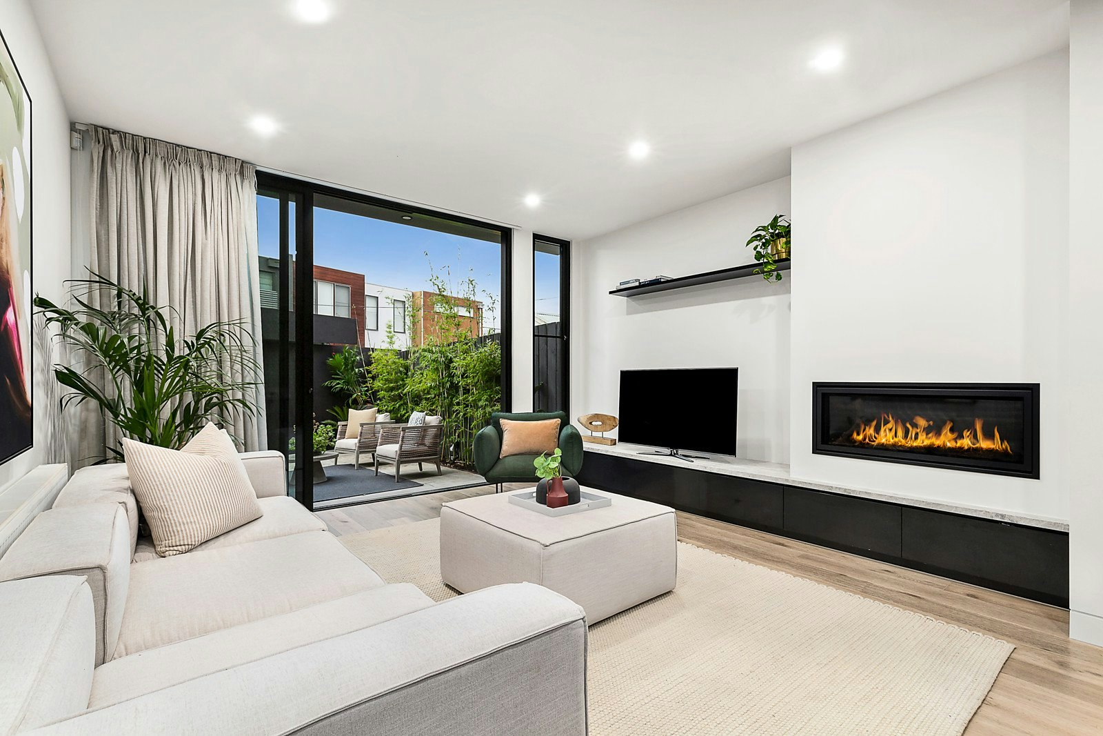 243 Esplanade East, Port Melbourne, VIC