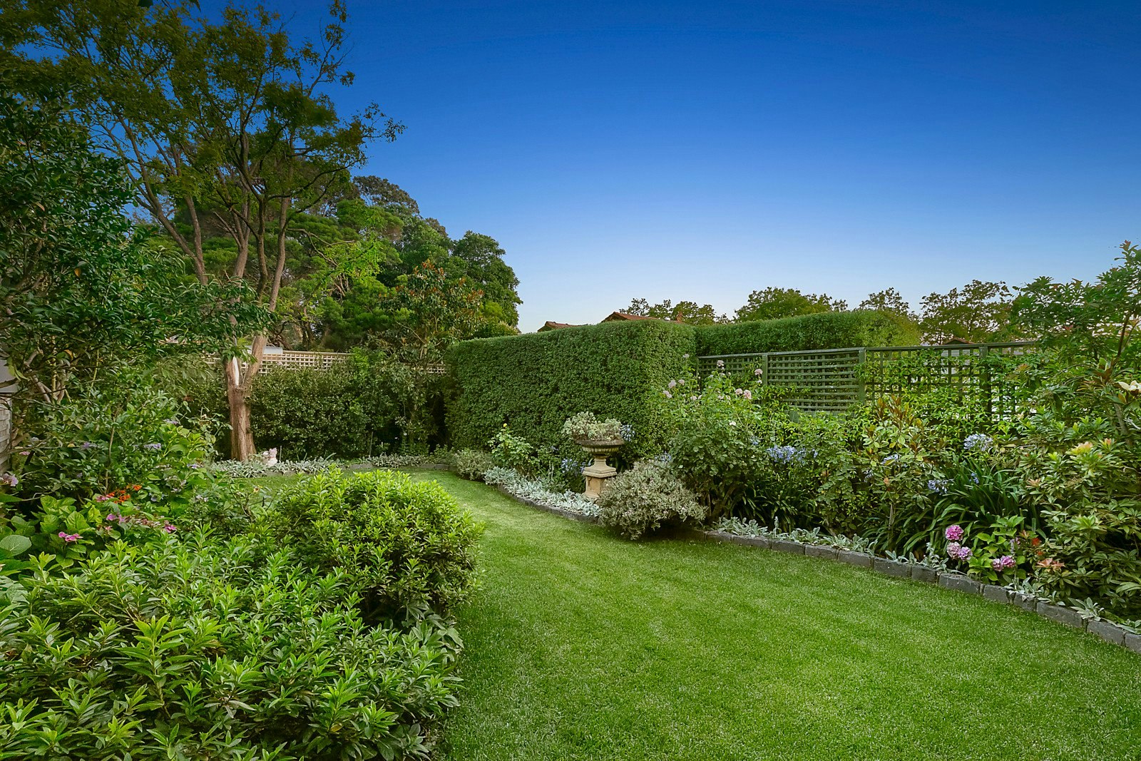 16 Howitt Street, Glen Iris, VIC