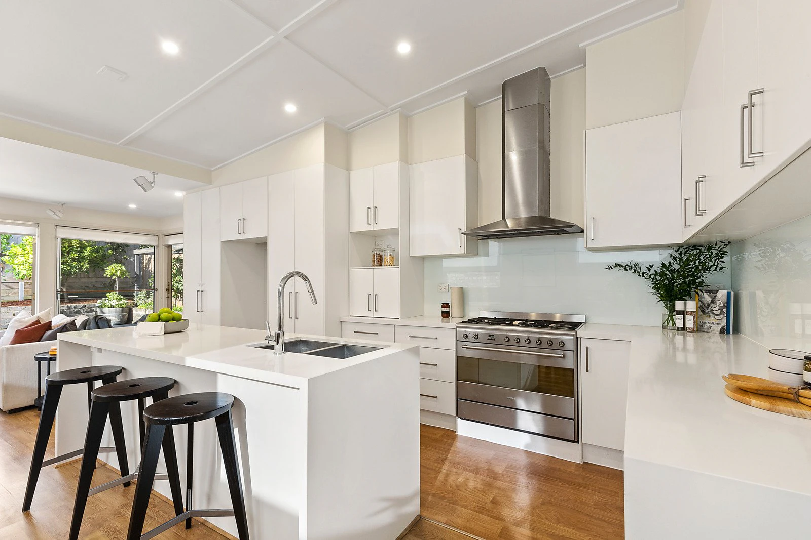 49 Norwood Road, Caulfield North, VIC