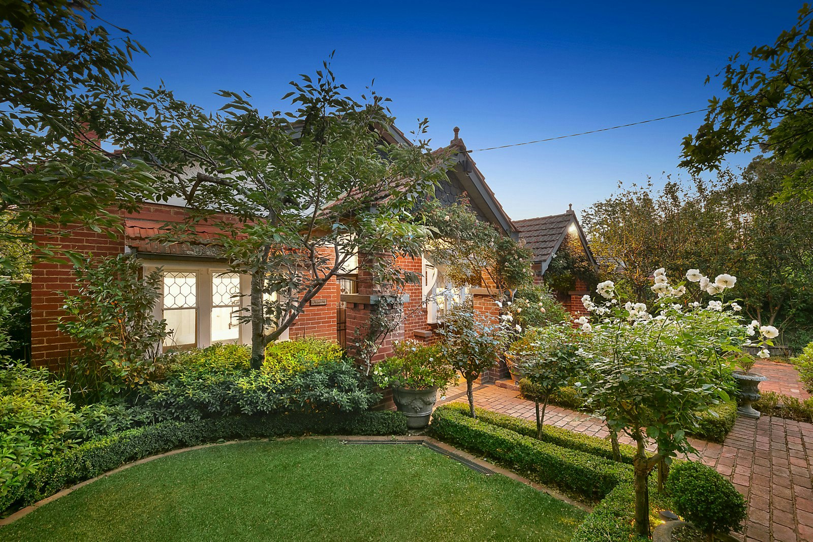 16 Howitt Street, Glen Iris, VIC