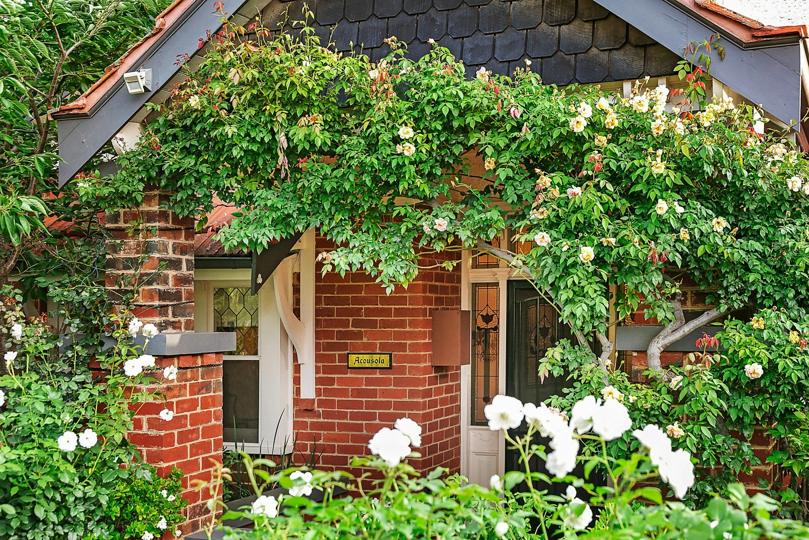 16 Howitt Street, Glen Iris, VIC