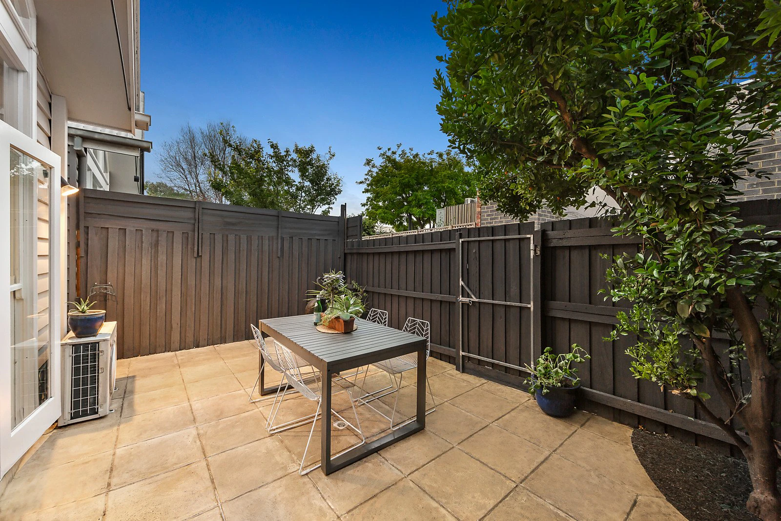 39 Pridham Street, Prahran, VIC