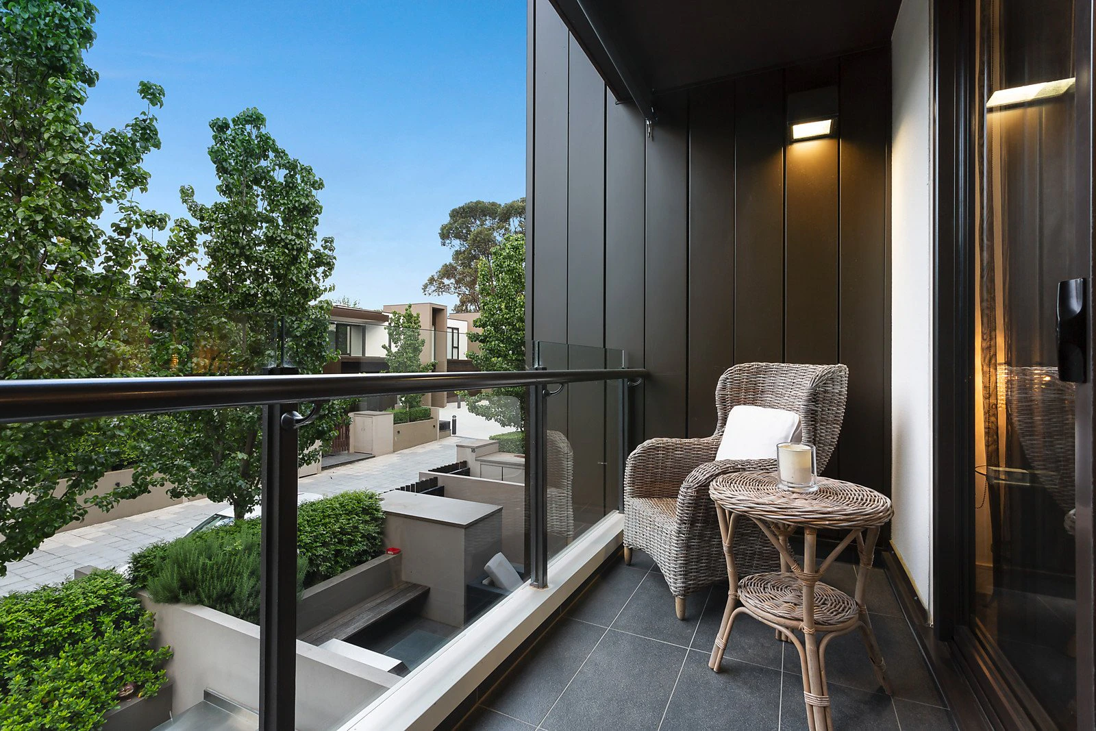 20 Pin Oak Court, Canterbury, VIC