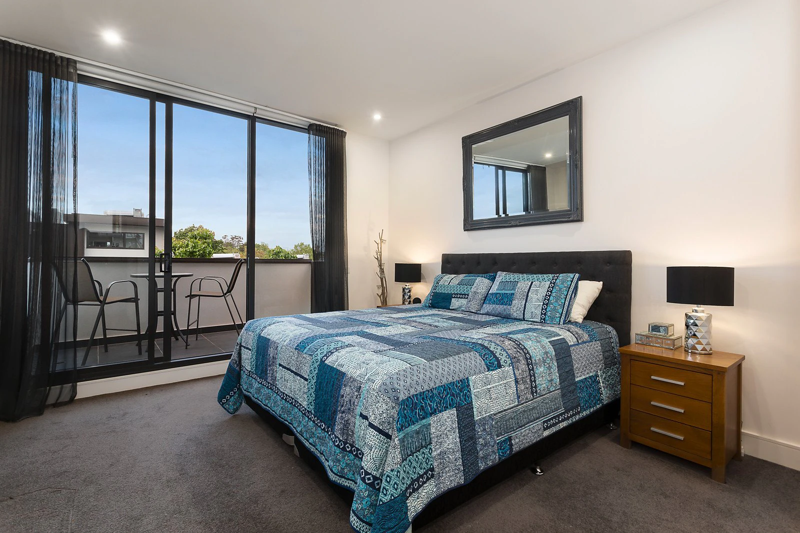20 Pin Oak Court, Canterbury, VIC