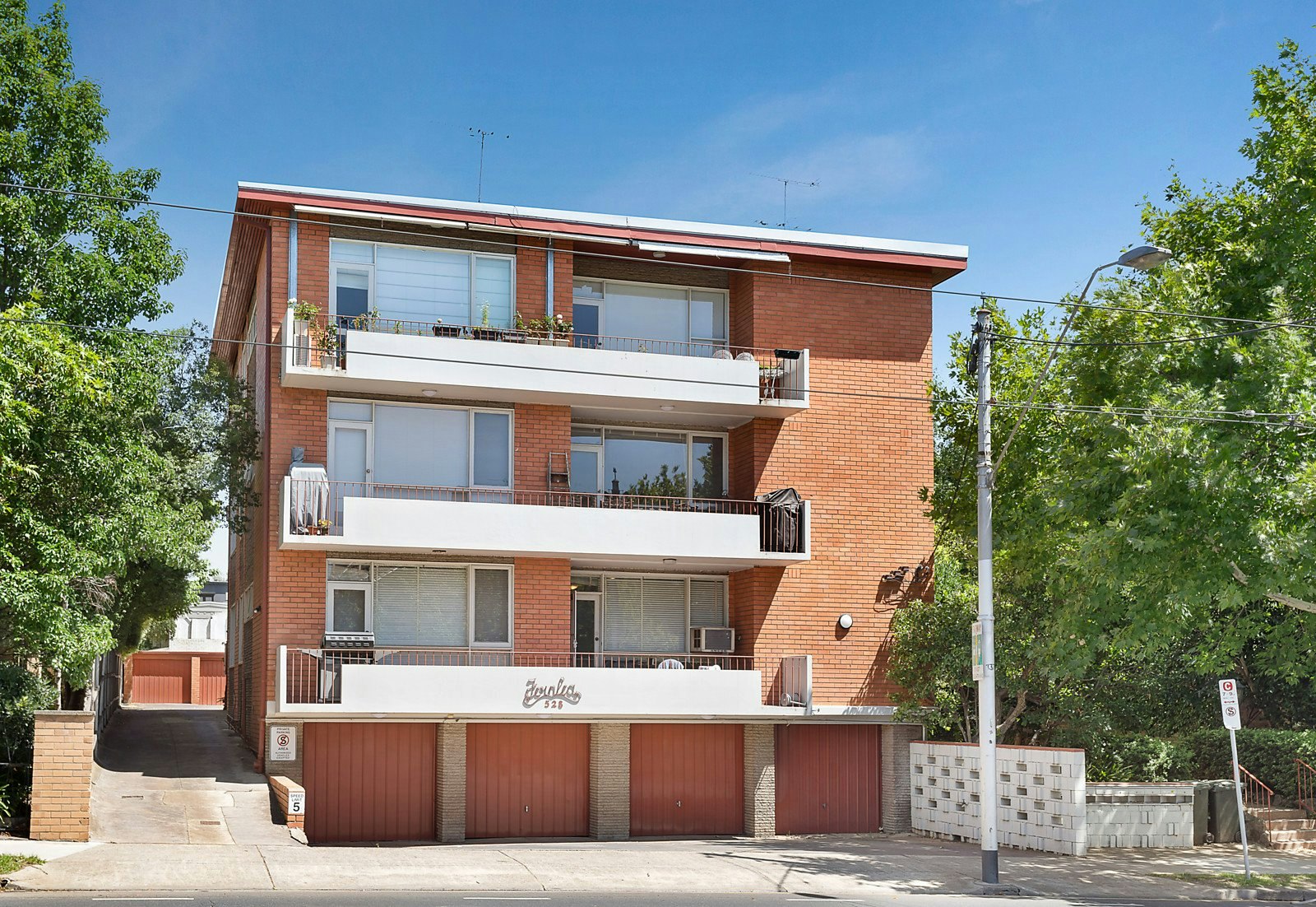 2/528 Toorak Road, Toorak, VIC